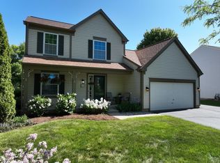 211 Prairie Ridge Dr, Woodstock, IL 60098