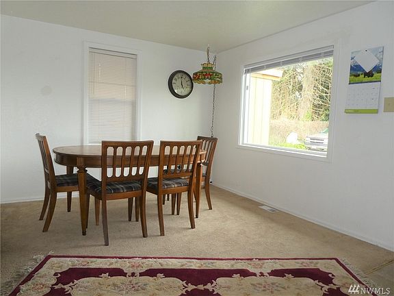 4th image of 4528 19th St SE