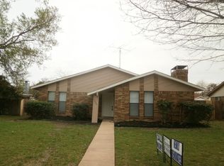 1524 Golden Grove Dr, Mesquite, TX