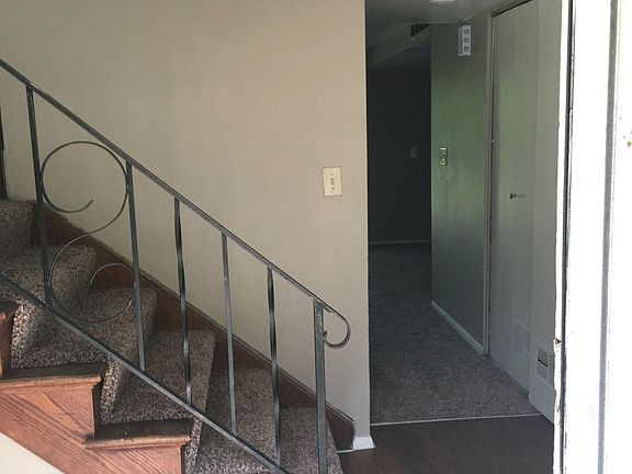 2nd image of 3694 Santiago Dr
