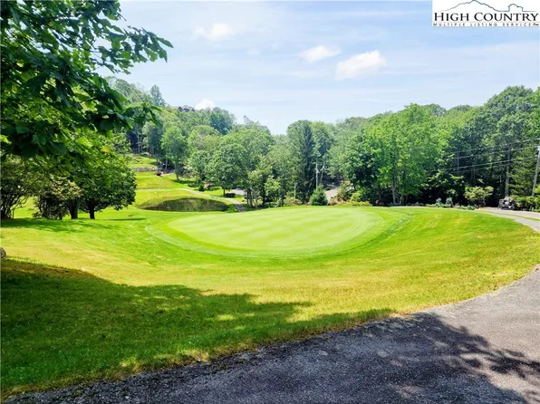 408 Saint Andrews Road, Beech Mountain, NC 28604