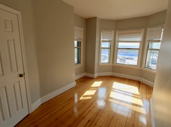 460 Saratoga Street Apartments