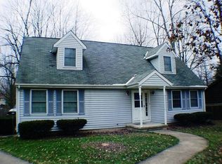 4312 Root Rd, North Olmsted, OH 44070