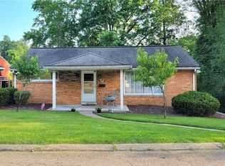7 Carol Pl, Pittsburgh, PA 15220