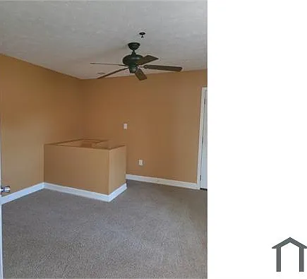 2214 W Market St #4 — Photo 10