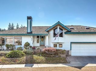 635 SW Erie St, Oak Harbor, WA 98277
