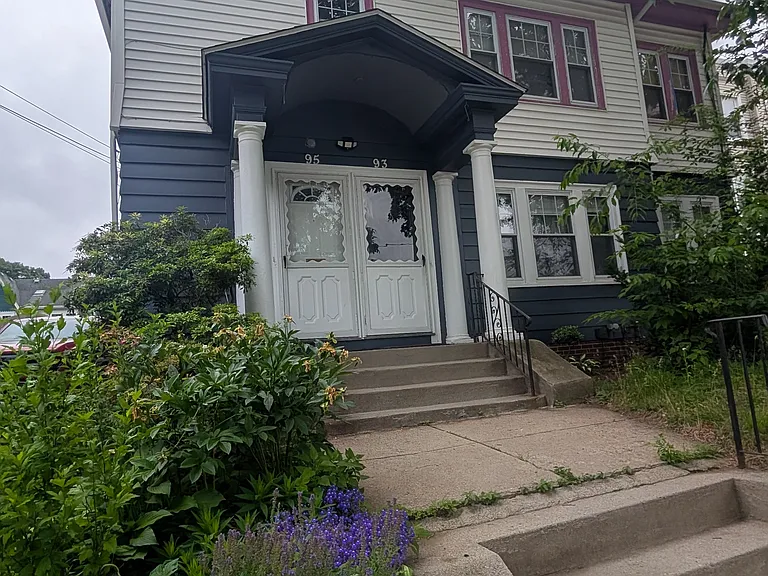 95 Woodbine St — Photo 21