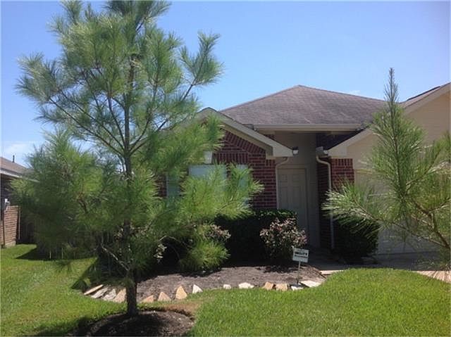 1st image of 19915 Goldlake Dr