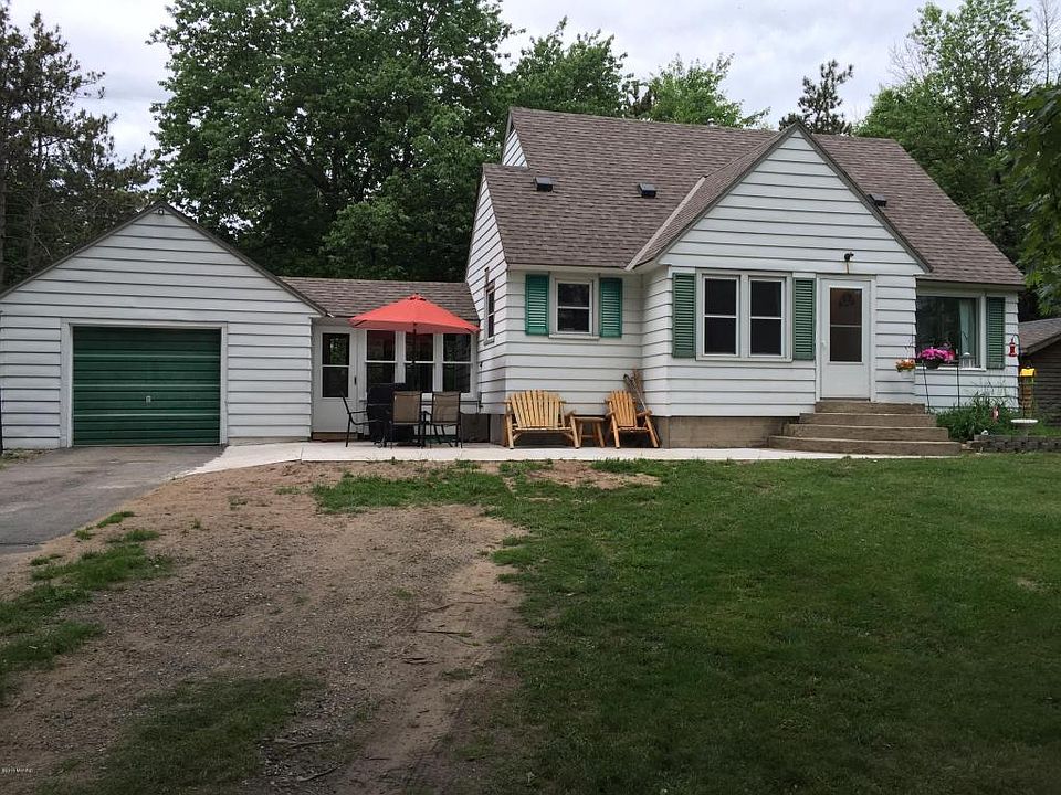1st image of 4751 136th Ave
