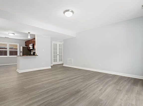 4th image of 6431 N Damen Ave APT 1E