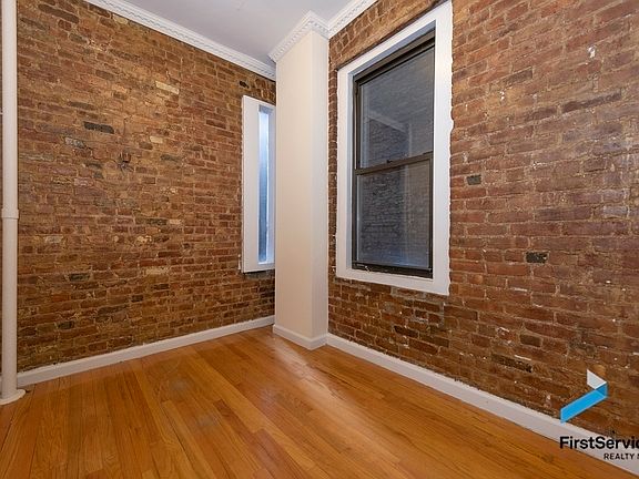 4th image of 124 E 4th St APT 9