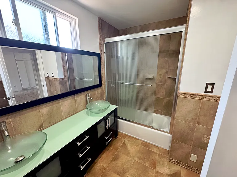 7443 Irvine Ave — Photo 5