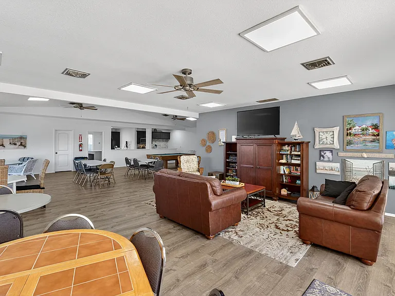Clubhouse - view 2