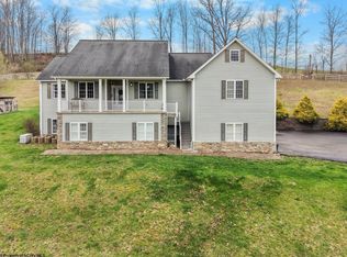 203 Grant Ln, Buckhannon, WV 26201
