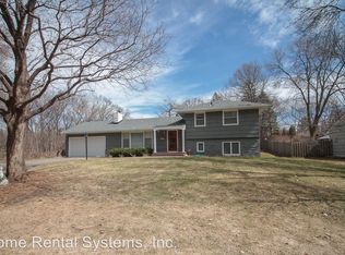 301 Griffit St, Hopkins, MN 55343