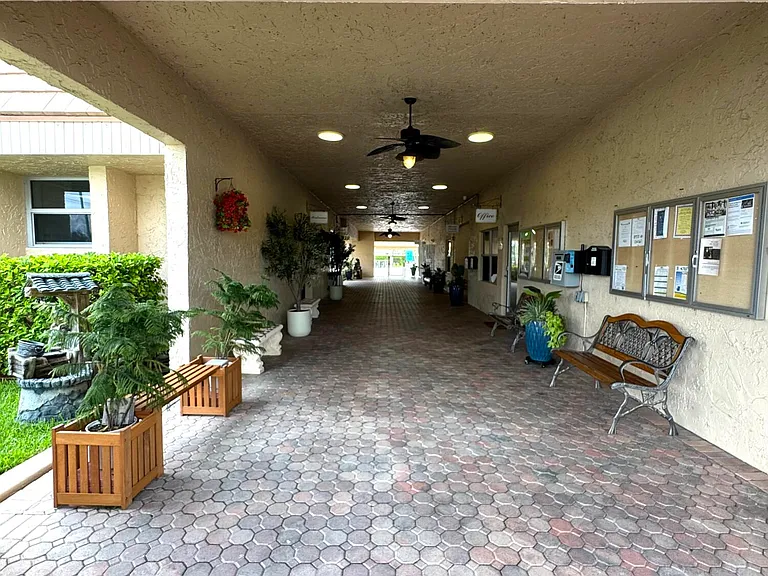 130 Lake Nancy Dr #101 — Photo 35