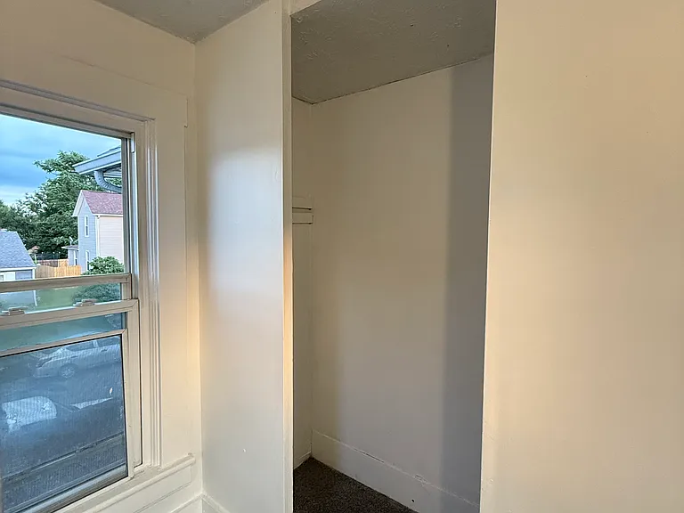 739 1/2 Garfield Ave — Photo 21