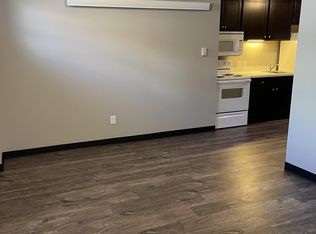 1421 P St #102, Lincoln, NE 68508