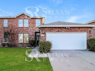 6401 Saddleback Dr, Denton, TX 76210