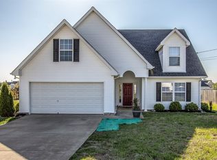 728 Fleming Farms Dr, Murfreesboro, TN 37128