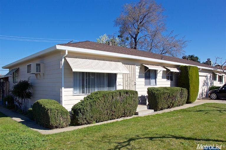 1st image of 721 W Kettleman Ln
