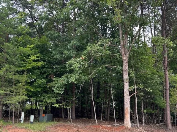 9 Pointe O Woods Dr Lot 9, Huddleston, VA 24104