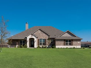 2222 Henson Ln, Nevada, TX 75173