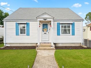 147 Francis Ave, Pawtucket, RI 02860