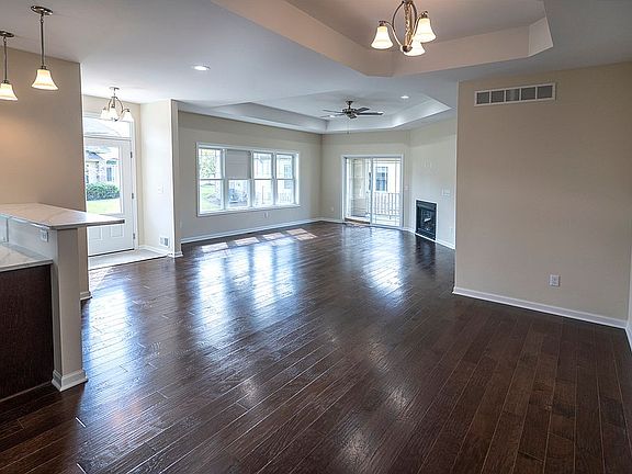 5th image of 8457 S Deerwood Ln #20