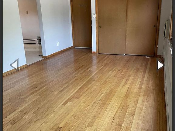 3rd image of 3001-07 Emerson St #3005-2S
