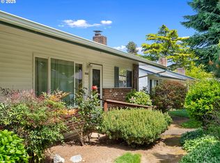 1031 NE 90th Ave APT C, Portland, OR 97220