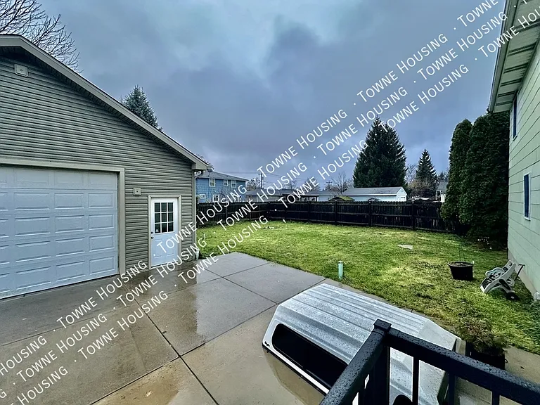 757 Remington Dr #1 — Photo 18