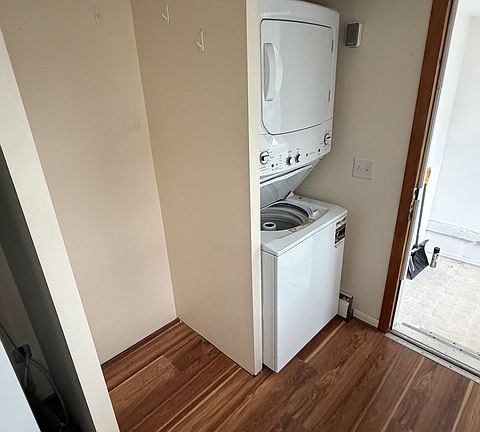 5th image of 27 Martin St Unit 2