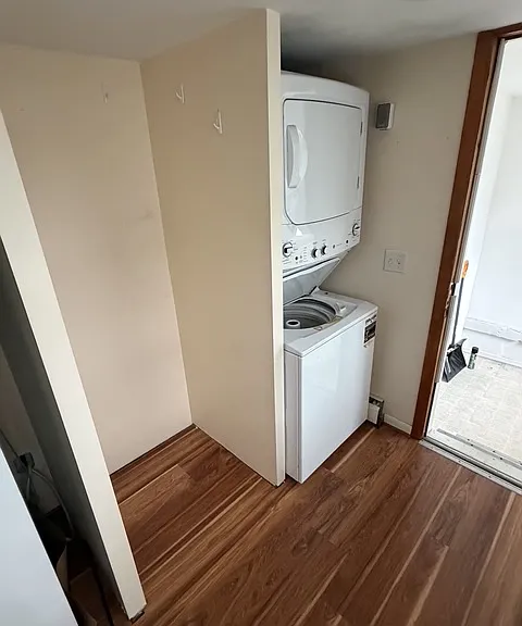 27 Martin St #2 — Photo 5