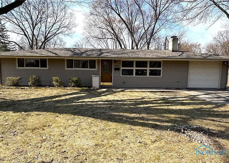 1st image of 3027 Lincolnshire Blvd W