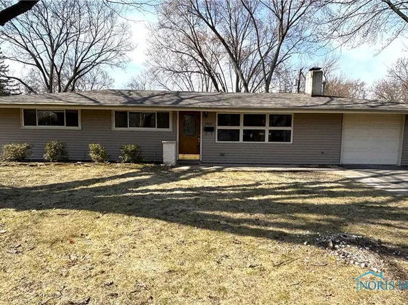 3027 W Lincolnshire Blvd, Toledo, OH 43606