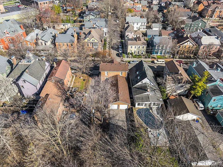 80 Green St — Photo 47