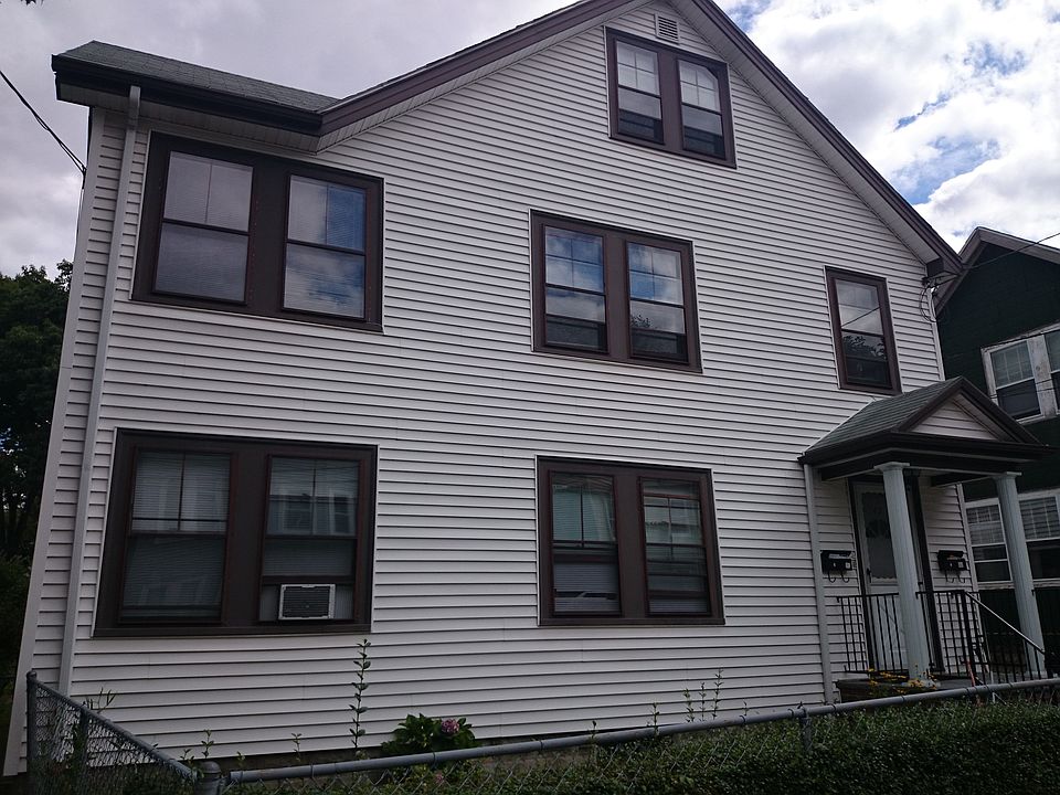 2nd image of 63 Brock St