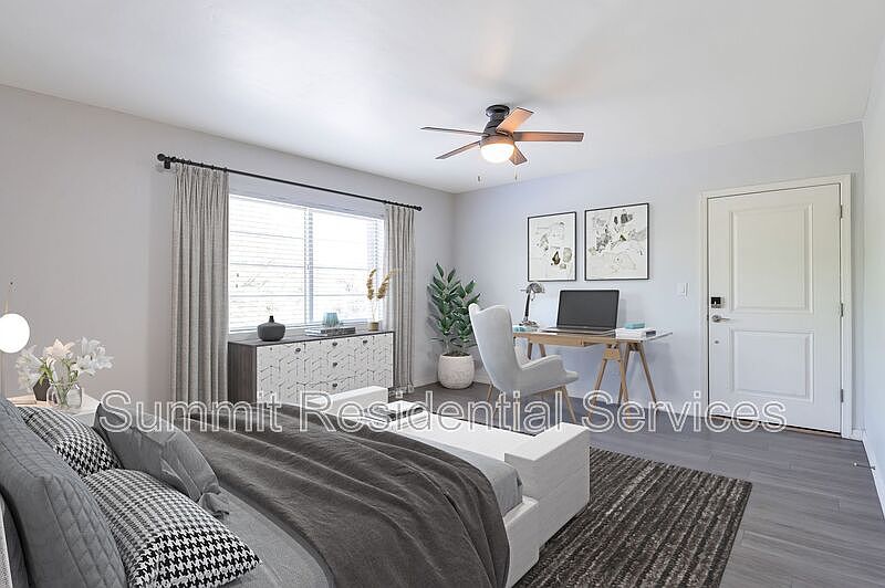 1st image of 838 E 9th St Unit 29/30