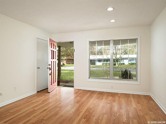 3rd image of 5911 NW 26th Ter