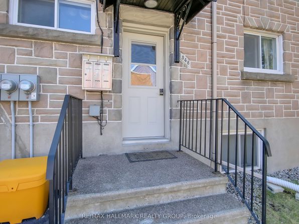 348 Shakespeare St S, Ottawa, ON K1L 5L9