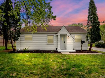 24270 Columbus Ave, Warren, MI, 48089