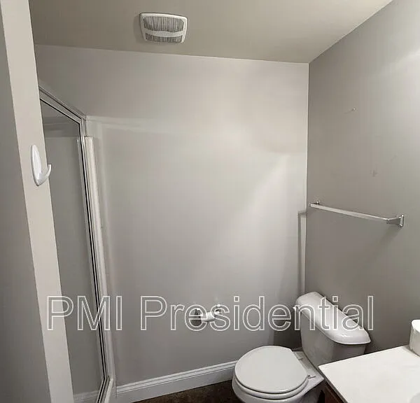 1107 N 27th St — Photo 18