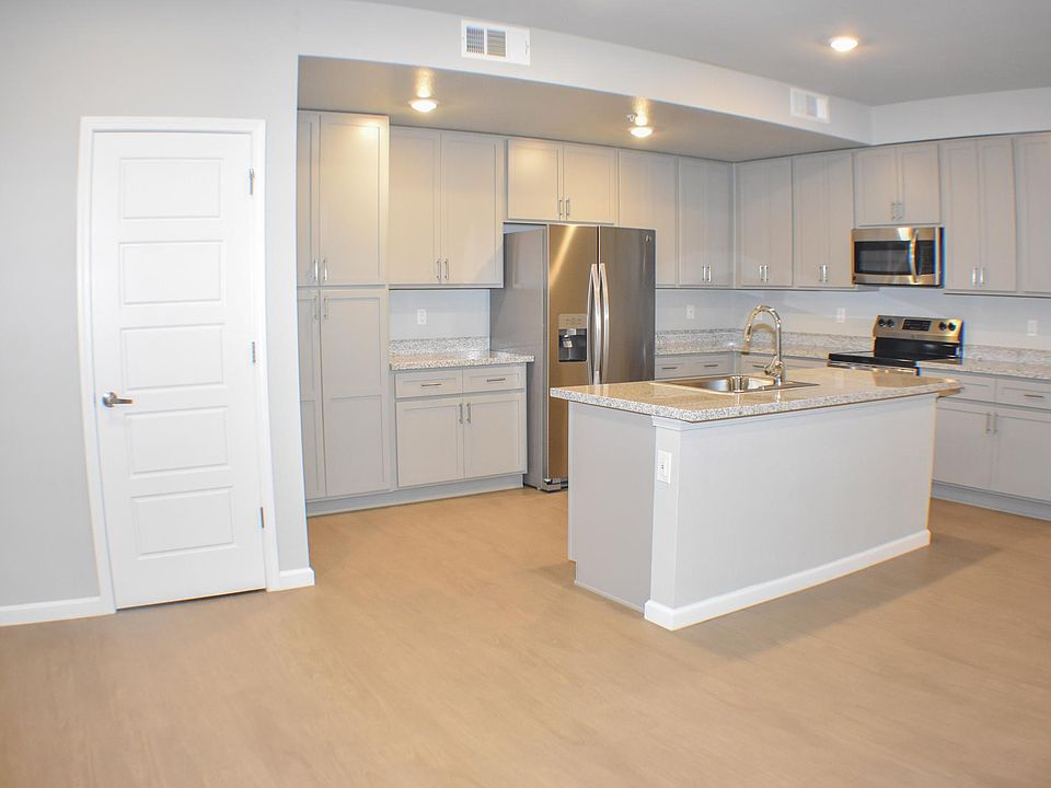 Sierra Vista Apartments 500 Arrowcreek Pkwy Reno NV Zillow