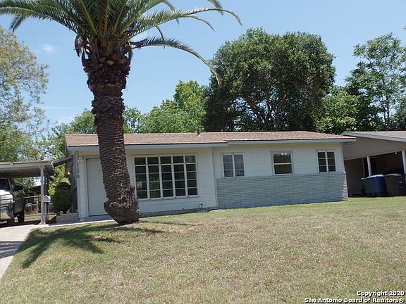 3rd image of 126 Eastwood Dr