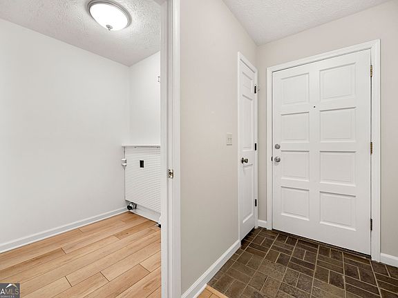 5th image of 503 Waterwood Bnd
