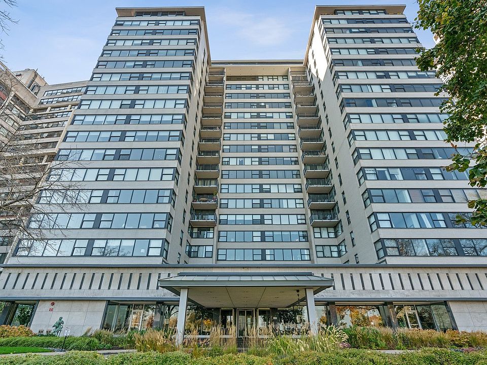 1st image of 3440 N Lake Shore Dr APT 3B