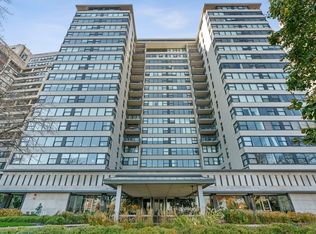 3440 N Lake Shore Dr APT 3B, Chicago, IL 60657