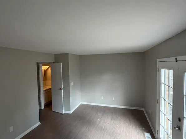 6863 Emerald Ave #6863, Enon, OH 45323