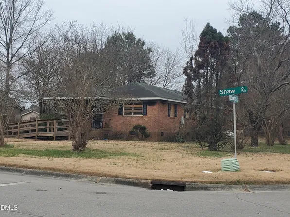 200 Shaw Ct, Goldsboro, NC 27530